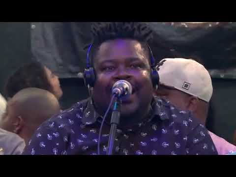 GRUPO BALACOBACO.( PAGODE DO FEIJÃO ).ÀS MELHORES MÚSICAS DE SUCESSOS DO SAMBA E PAGODE. IMP