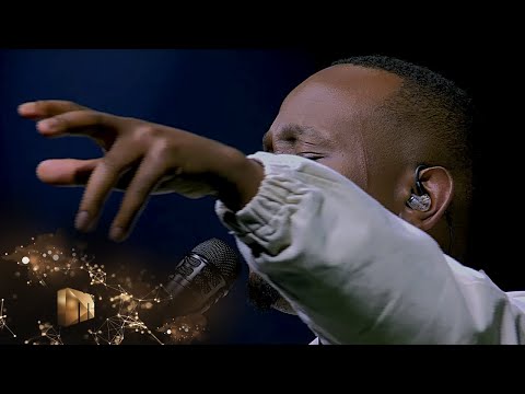 Khaya Mthethwa performs Ungizungezile &ndash; VIP Invite | Mzansi Magic Music | S2 | Ep 08