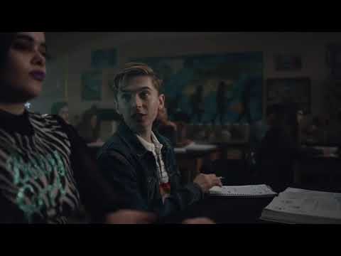 Euphoria 1x05 Kat & Ethan scene