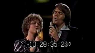 Anne Murray and Glen Campbell I Say A Little Prayer/By The Time I Get To Phoenix LIVE