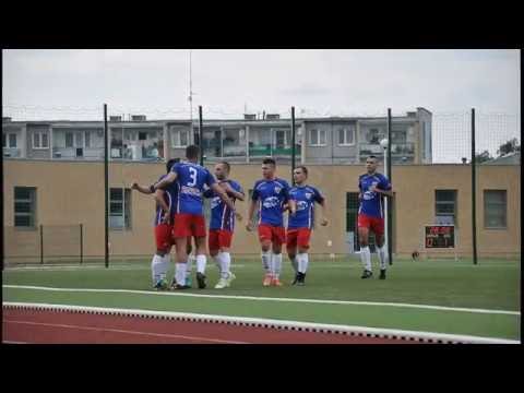 Dąb Barcin - Włocłavia Włocławek (bramki, radość po meczu)