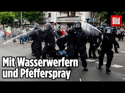 Polizei löst Demos auf: Offener Juden-Hass auf deutschen Straßen