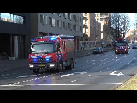 Brandweer Den Haag Kazerne Centrum met spoed naar een afhijsing in Den Haag!