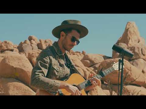 Flo Chase - Toi (Acoustic Live from Joshua Tree)