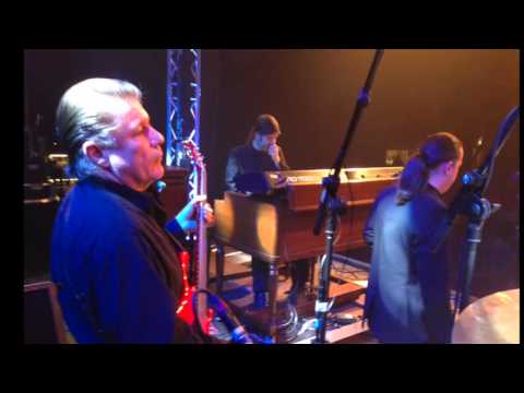 My Drums, Back Stage with Supercharge, Rolling drum-riser