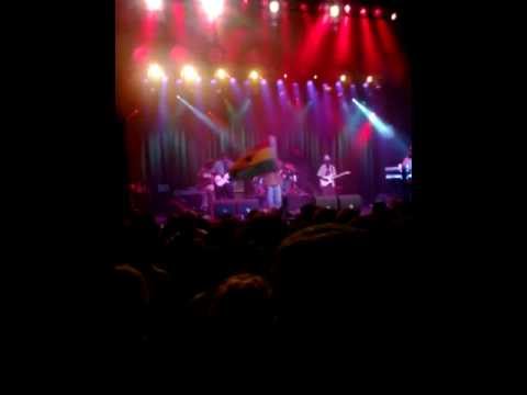 Don't Move (Lion's Dead) lyrics