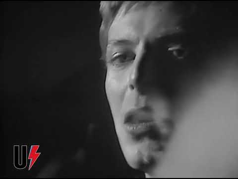 U2 x David Bowie "Without Heroes (DJ Tripp Mashup)"