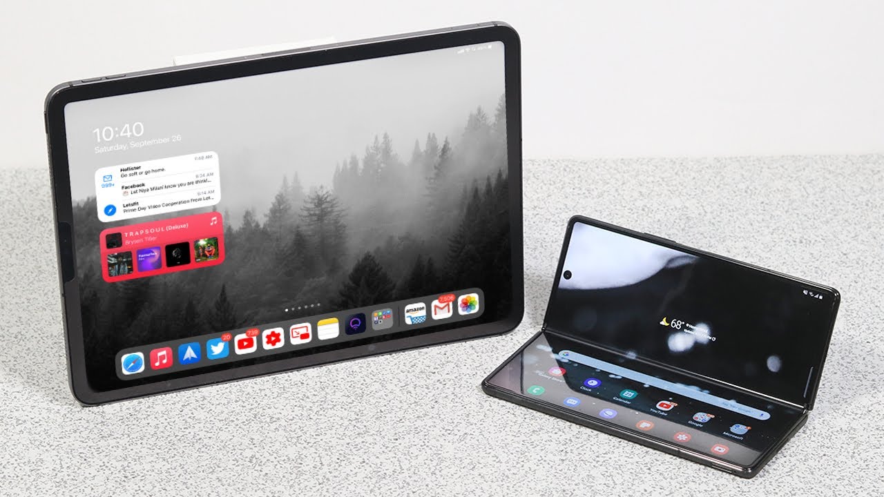 Galaxy Z Fold 2 vs iPad Pro: Gaming & Speed Test Comparison! *INSANE*