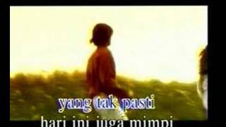 Download lagu Ebiet G Ade -=- Camelia 2 mp3