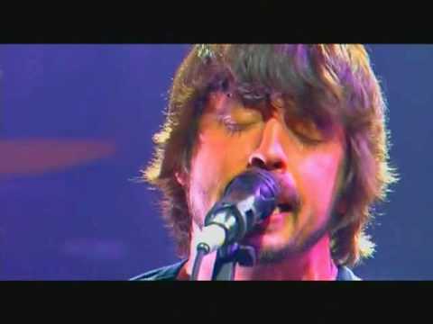 Foo Fighters - The Deepest Blues are Black (live at canal+ 2005)