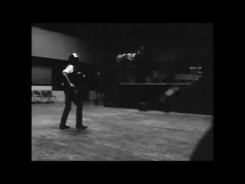 Nick Cave, Mick Harvey & Thomas Wydler dancing