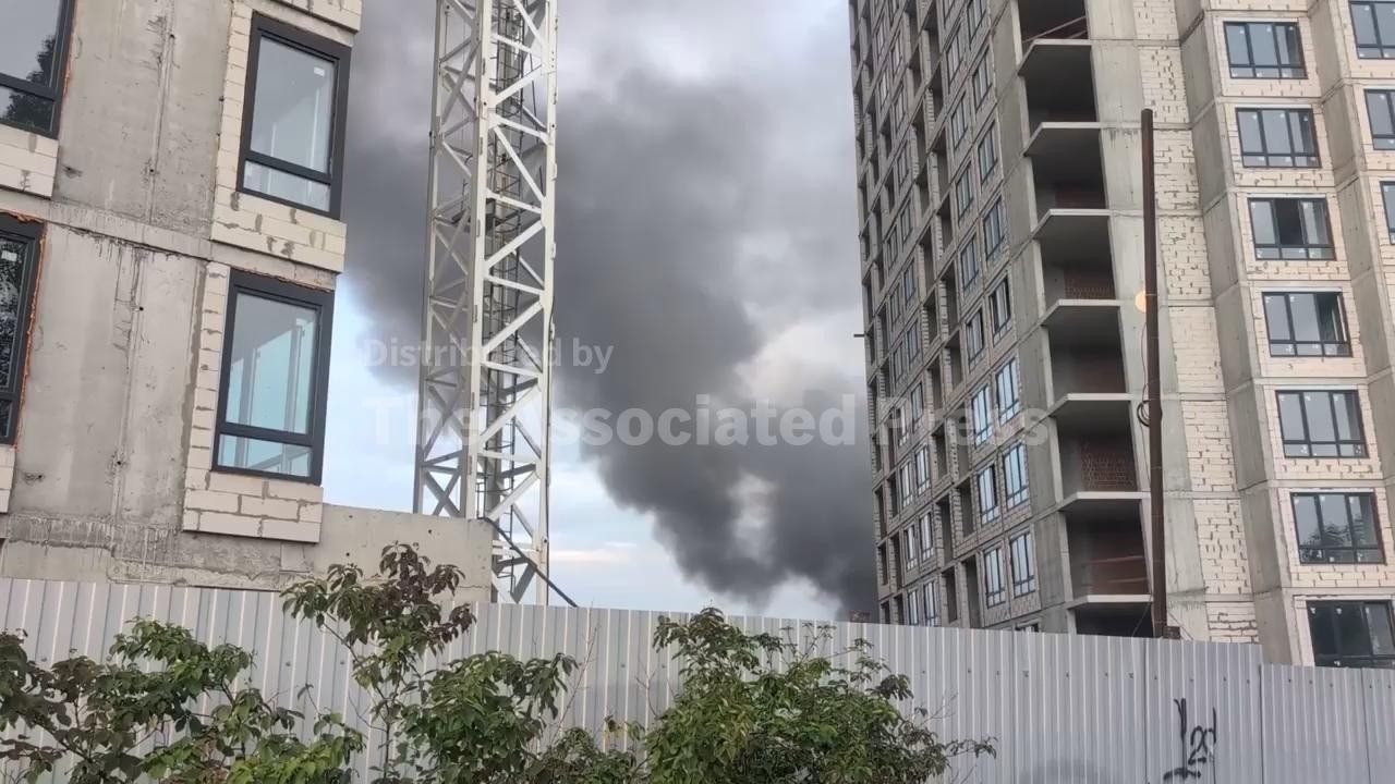 Russia launches overnight missile strikes on Kyiv; residents recount damage
