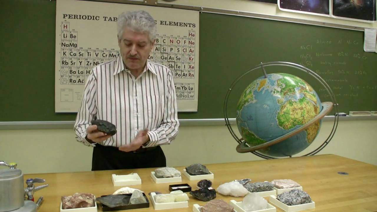 Rocks & Minerals : Properties of Basalt Stones