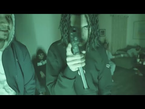 8BEEZLY - SPOOKY (ShotBySt.Nick)