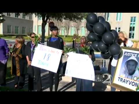 Group sings 'Happy Birthday' to Trayvon Martin