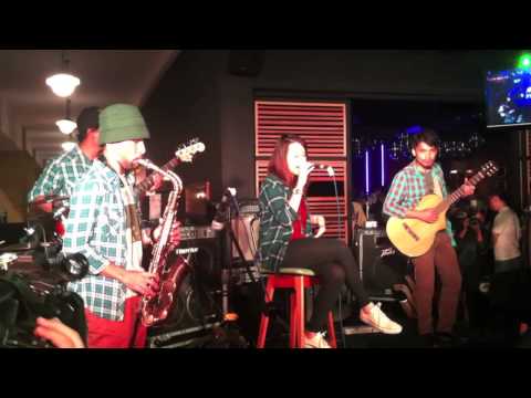 Diandra Arjunaidi - I Will Survive (Leah McFall Cover)