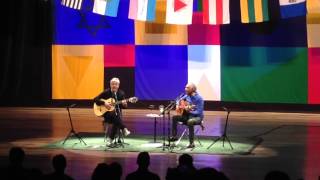 Caetano Veloso e Gilberto Gil - A Luz de Tieta (Com dança de Gil) (Curitiba, 2015)