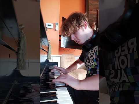 TheRockHub plays epic Minecraft theme on vintage piano! 🎵🎹