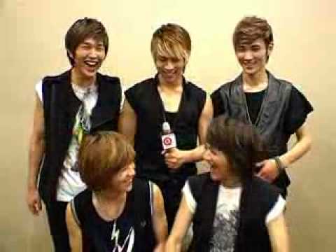 SHINee ~ Taemin & Onew's hilarious N.G. cut (13 Mar 2010)