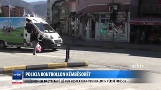 Policia kontrollon kembesoret