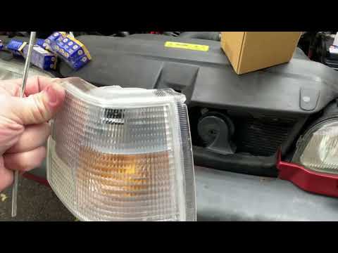 Volvo 850 Restoration Part 5 - Replacing the indicators and sidelights