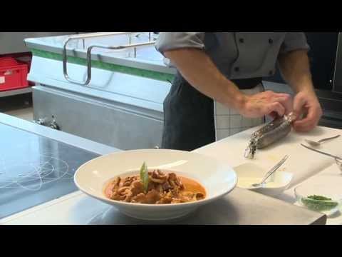 Kochtipp Schwammerlgulasch mit Serviettenknödel