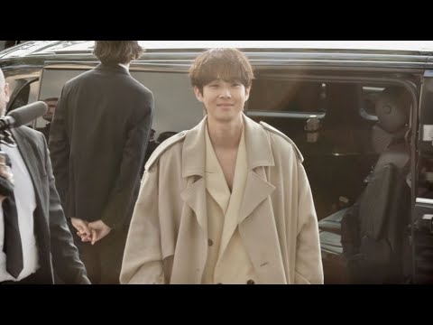 Choi Woo Shik at the AMI Spring Summer 2024 Fashion show