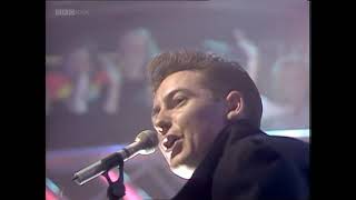 Roddy Frame with Aztec Camera - Somewhere In My Heart - Top of the Pops - 19th May 1988