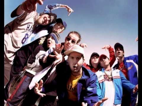 Goldie lookin chain-Nan Rita