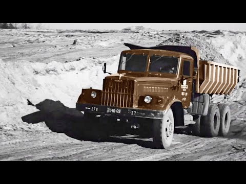 Rok 1974 - Elektrownia Żarnowiec. Raport z terenu budowy.