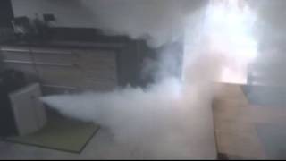 preview picture of video 'PROTECT test du générateur de fumée'