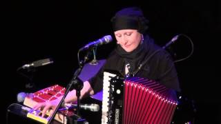Folk@Clonter:2013:Inge Thomson:The Karine Polwart Trio