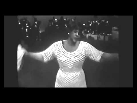 Ella Fitzgerald - "Runnin' Wild" (1963)