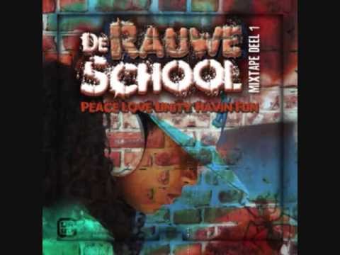 De Rauwe School Mixtape!! Fuma Project ft. Topofante -  Puzzone o copertone