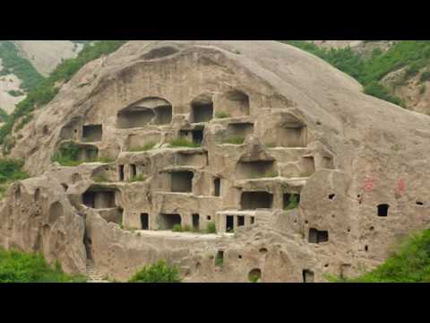 5 MORADIAS ANTIGAS EM CAVERNAS