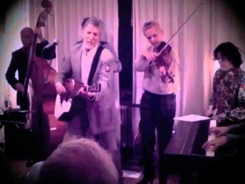 Martin Korthuis & band 'Zaik van Laifde'  (Lovesick / Bob Dylan) 19-11-11 Huiskamerconcert