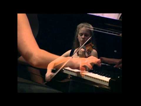 Julia Fischer, Milana Chernyavska - Schubert Sonate A -Dur D. 574, für Violine und Klavier