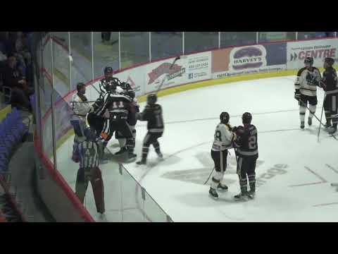 William Breton slew foot sur Dany Potvin + Potvin se venge! - 07-10-22