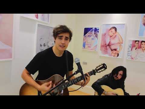 Jorge Blanco – Gone Is The Night Acoustic Version (Kris Kross Amsterdam ft. Jorge Blanco)