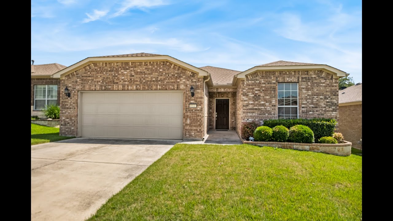 Pristine Property in Charming Community