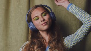 Energy Sistem Headphones Bluetooth Style 3 - Enjoy 25 hours of music with Deep Bass anuncio