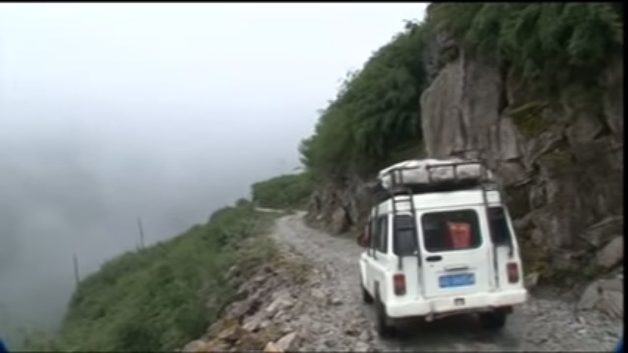 Deadliest Journeys – China : The dizzy valley of the forgotten