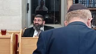 12 בנובמבר 2024 (רדיו כל האמת) - התמונה מוצגת ישירות מתוך אתר האינטרנט יוטיוב. זכויות היוצרים בתמונה שייכות ליוצרה. קישור קרדיט למקור התוכן נמצא בתוך דף הסרטון