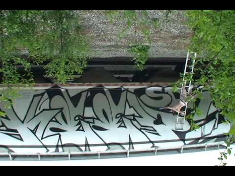 Upside down train graffiti - Keep6 SDK