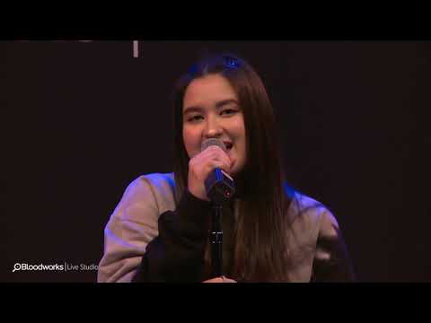 Stephanie Poetri - I Love You 3000