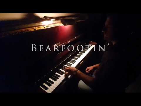 Groovy Blues - Bearfootin' by Christian Willisohn