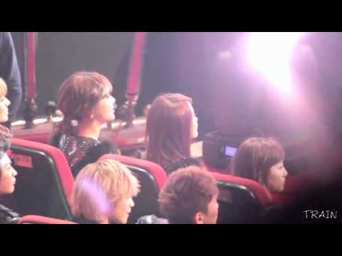 [Fancam] 110120 Yoona, Sooyoung SNSD - during Miss A perform@20th Seoul Music Awards