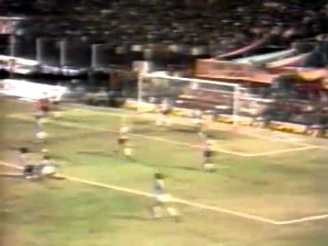 Estudiantes 3x3 Grêmio - Copa Libertadores 1983