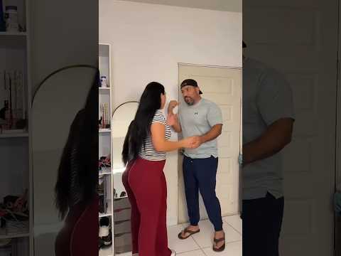 Solita se descubrió 😳 #pareja #comedia #FYP #chamaconafelix