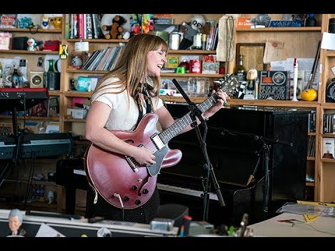 download lagu mp3 mp4 Courtney Marie Andrews, download lagu Courtney Marie Andrews gratis, unduh video klip Courtney Marie Andrews